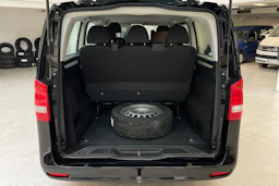 musta Mercedes-Benz Vito 2024 kuva 17.