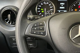 musta Mercedes-Benz Vito 2024 kuva 20.