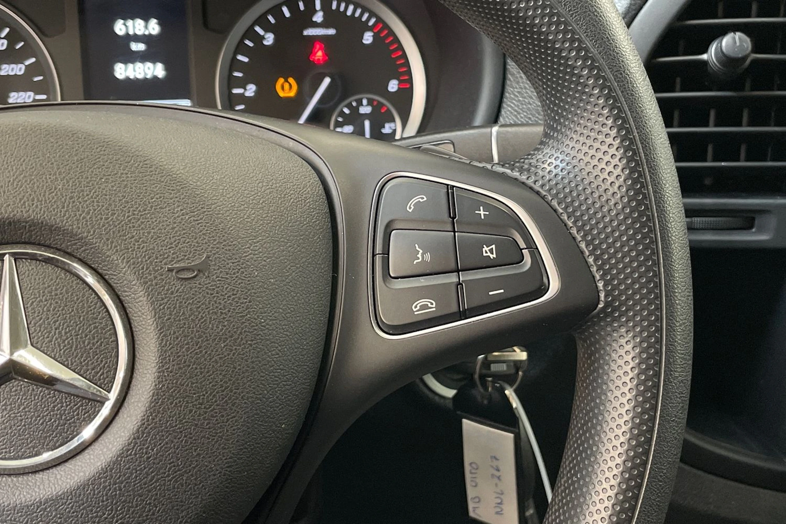 musta Mercedes-Benz Vito 2024 kuva 21.