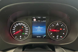 sininen Mercedes-Benz Vito 2024 kuva 13.