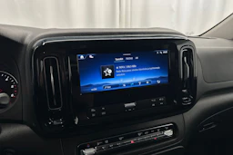 sininen Mercedes-Benz Vito 2024 kuva 16.