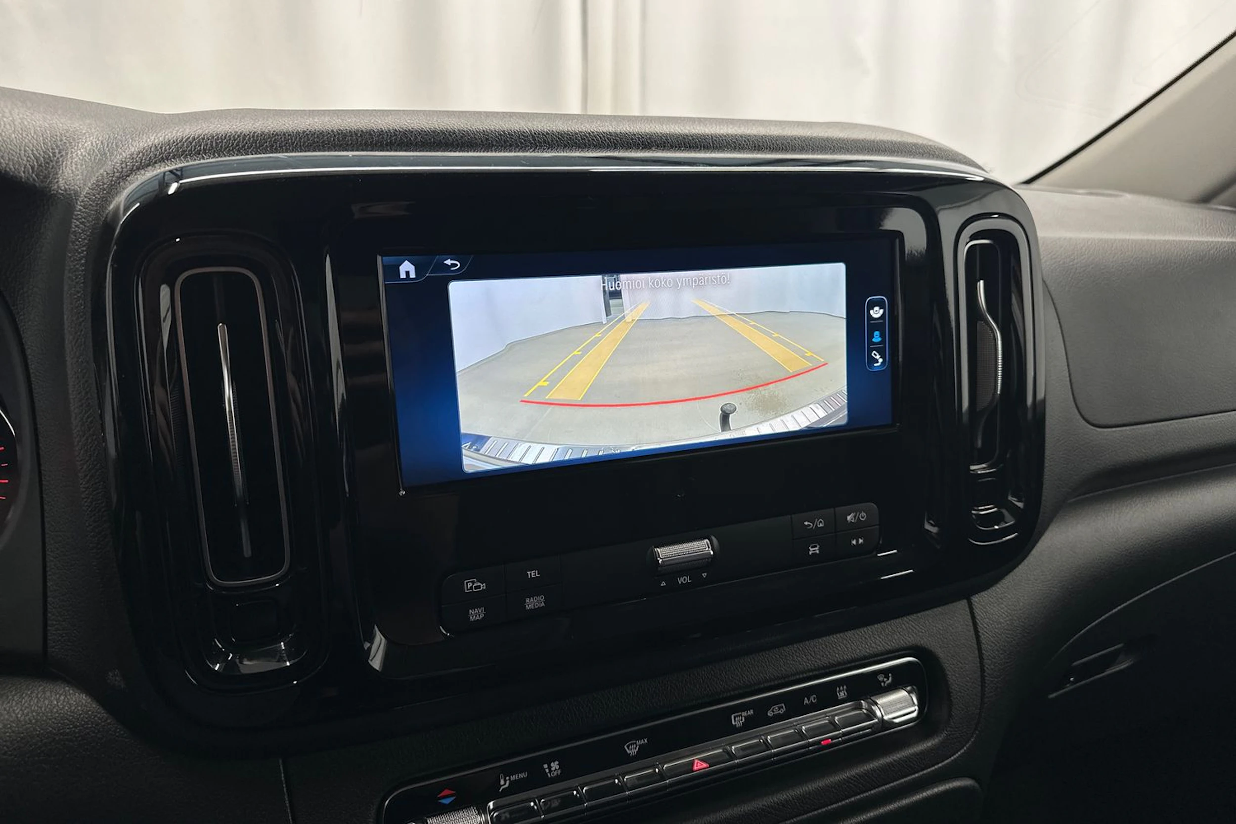 sininen Mercedes-Benz Vito 2024 kuva 24.