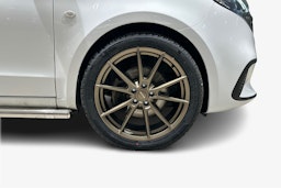 valkoinen Mercedes-Benz Vito 2025 kuva 12.