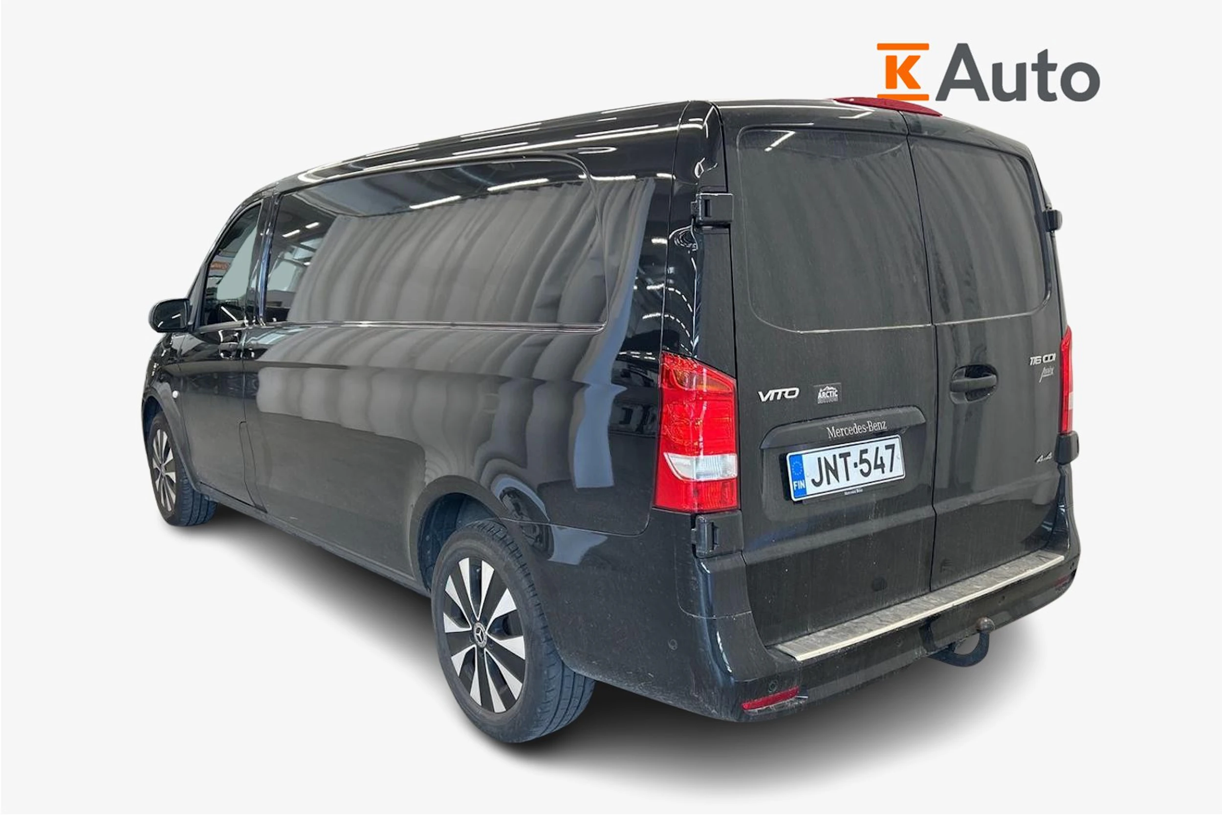 musta Mercedes-Benz Vito 2025 kuva 2.