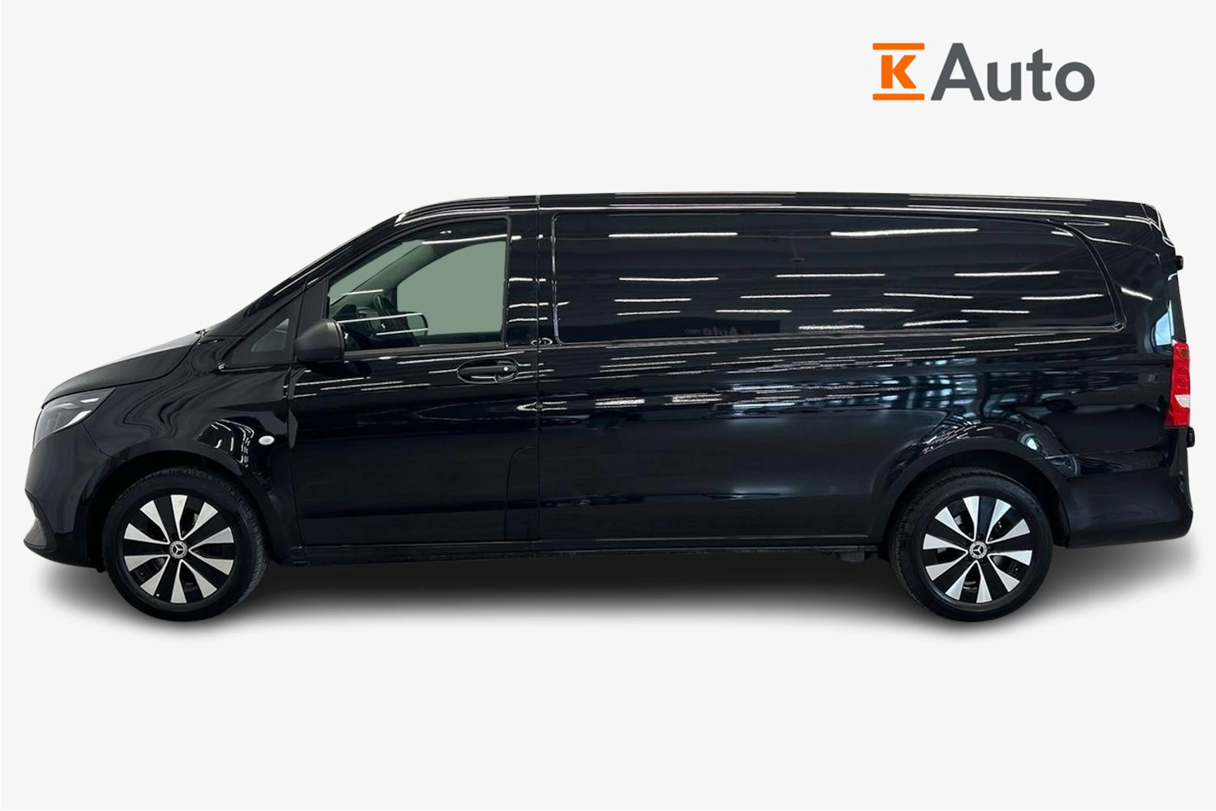 musta Mercedes-Benz Vito 2025 kuva 5.