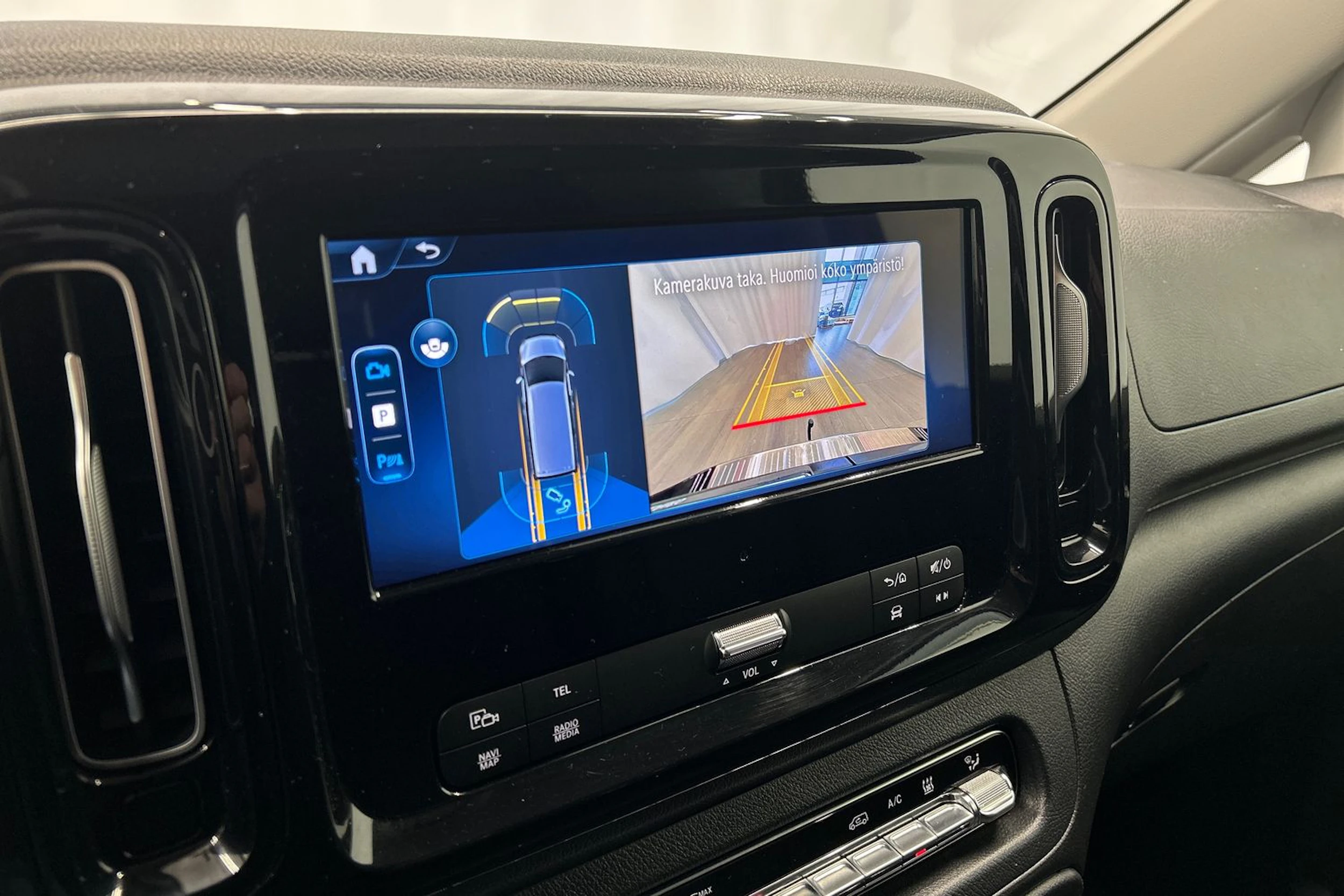 musta Mercedes-Benz Vito 2025 kuva 14.