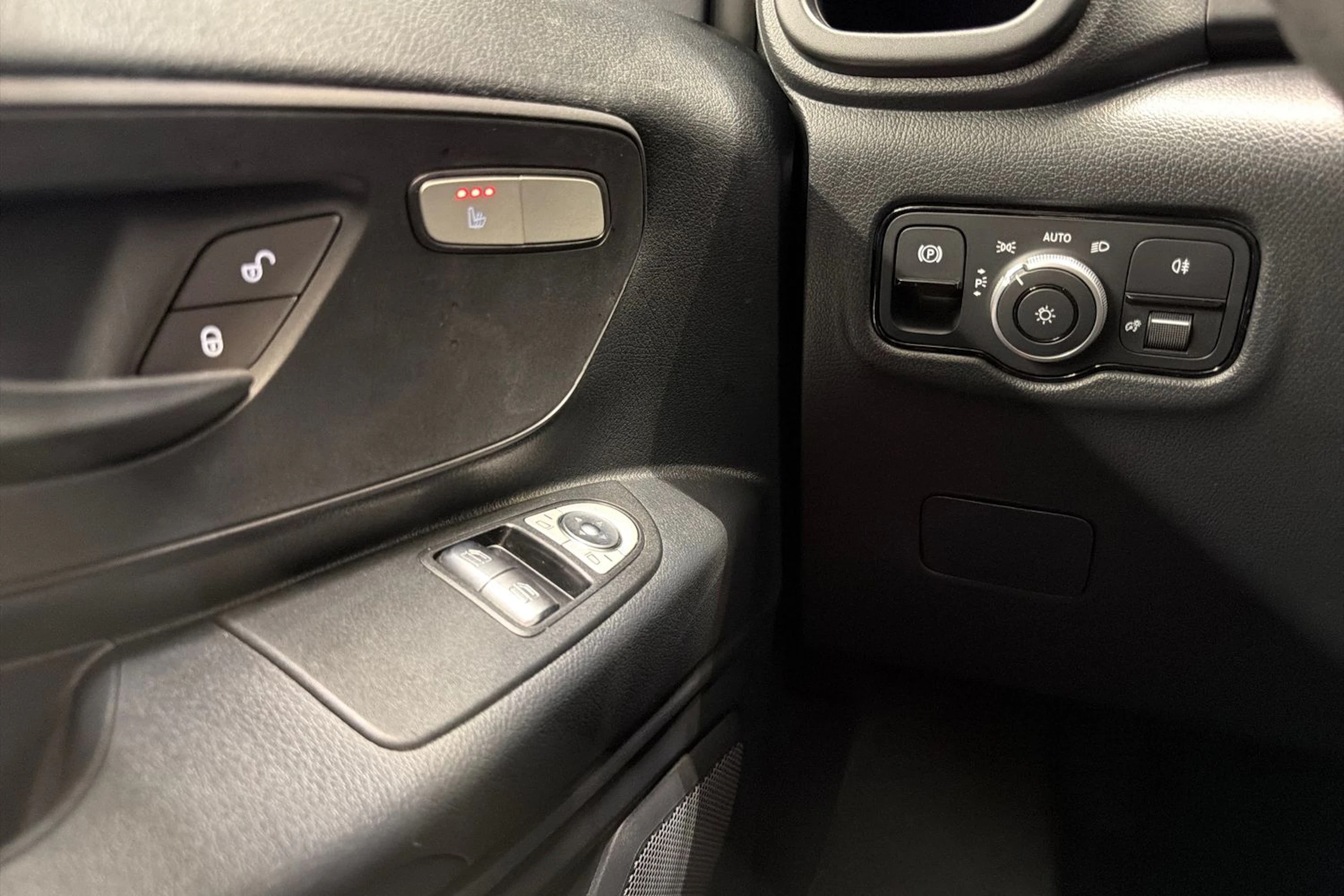hopea Mercedes-Benz Vito 2025 kuva 14.