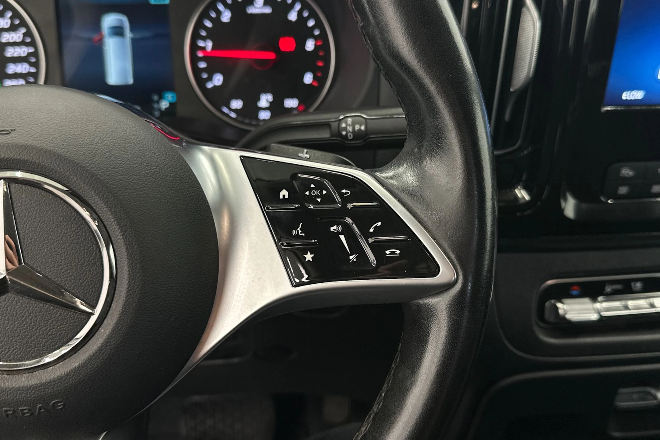harmaa Mercedes-Benz Vito 2025 kuva 15.