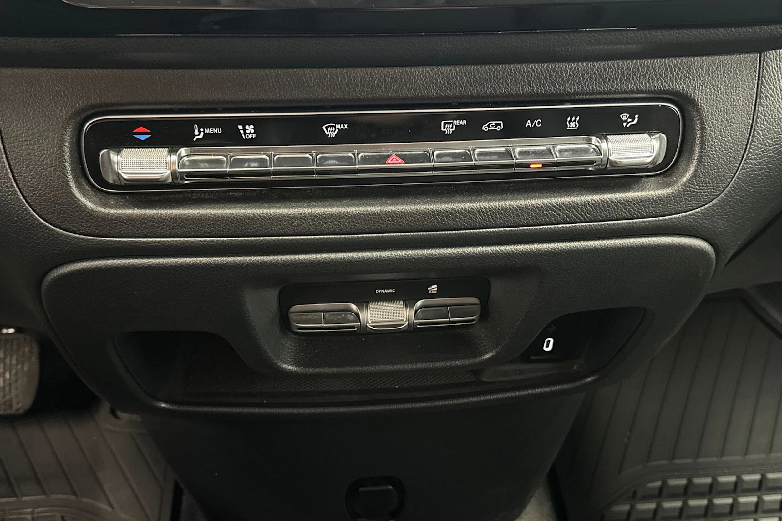 harmaa Mercedes-Benz Vito 2025 kuva 18.