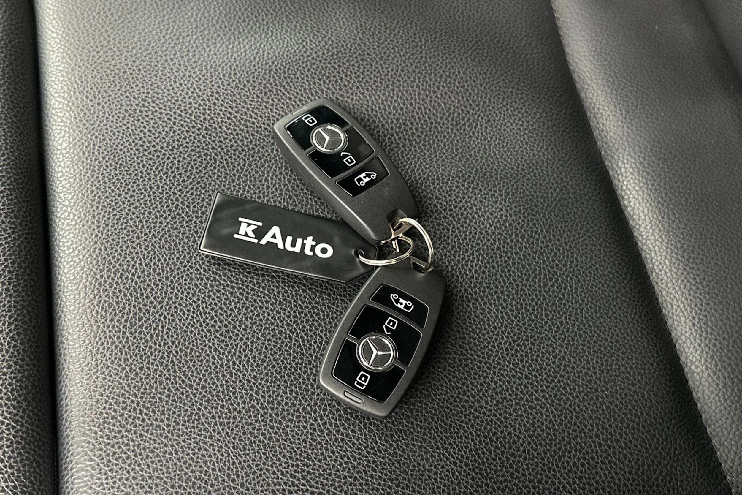 harmaa Mercedes-Benz Vito 2025 kuva 27.