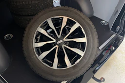 musta Mercedes-Benz Vito 2026 kuva 16.