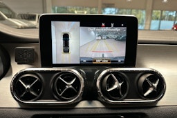 ruskea (beige) Mercedes-Benz X 2017 kuva 20.