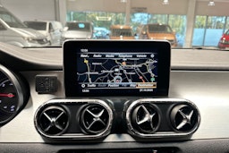 ruskea (beige) Mercedes-Benz X 2017 kuva 22.