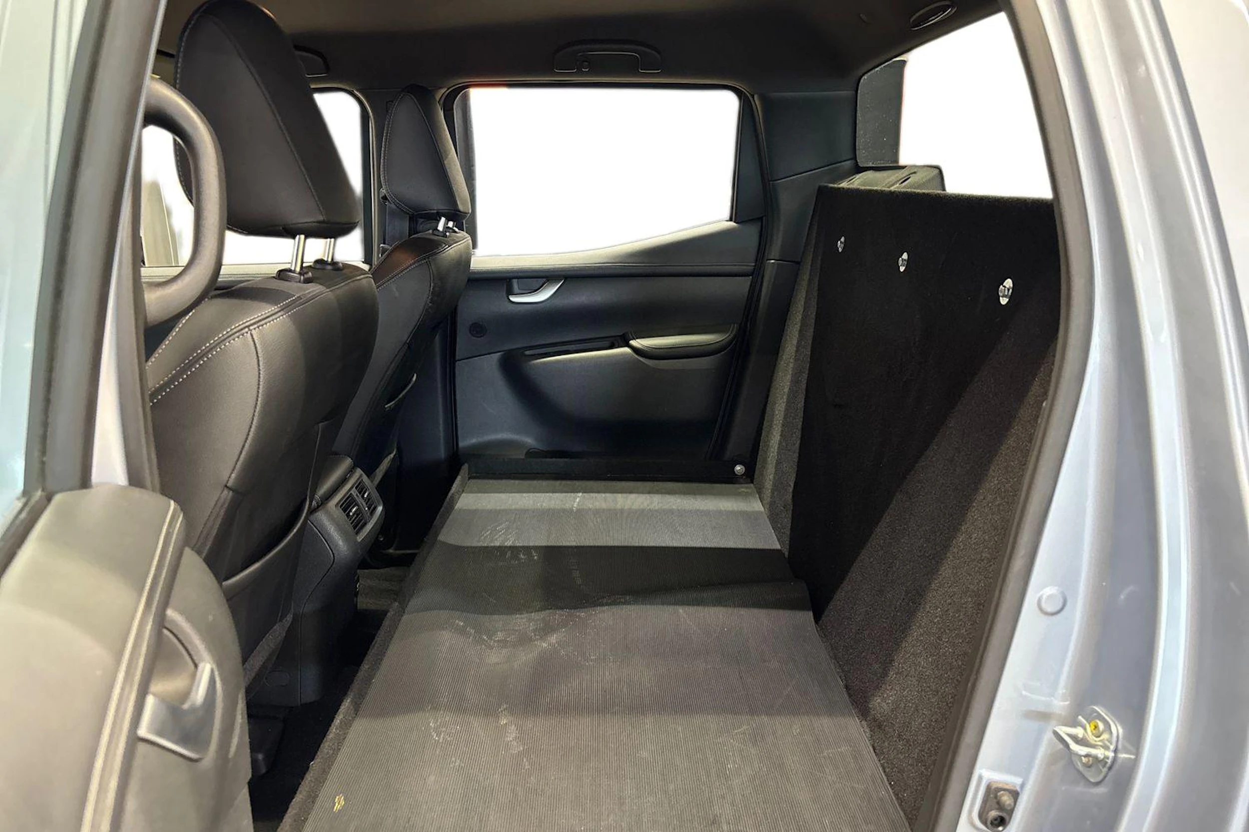 met. harmaa Mercedes-Benz X 2017 kuva 11.
