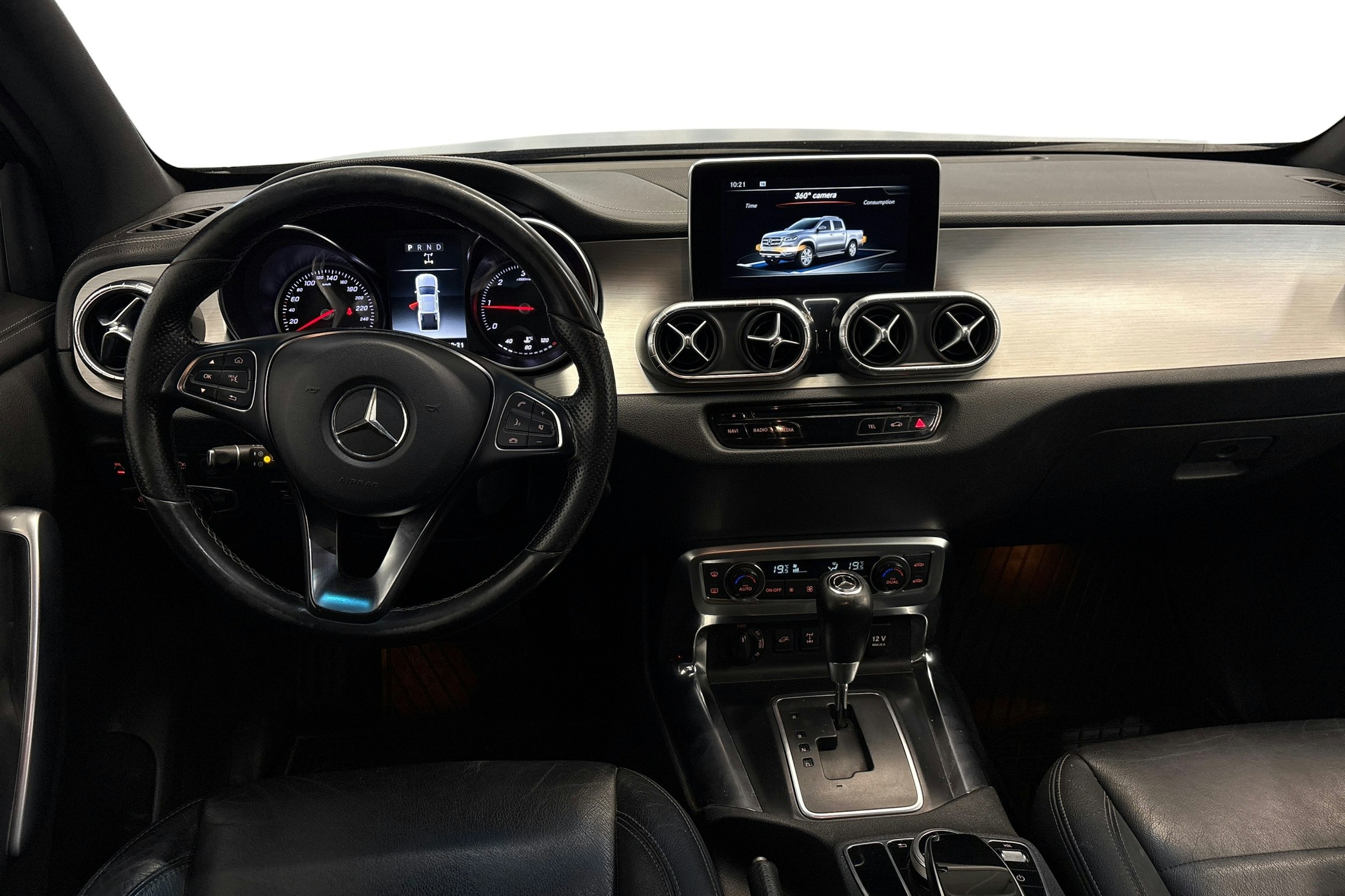 musta Mercedes-Benz X 2017 kuva 7.