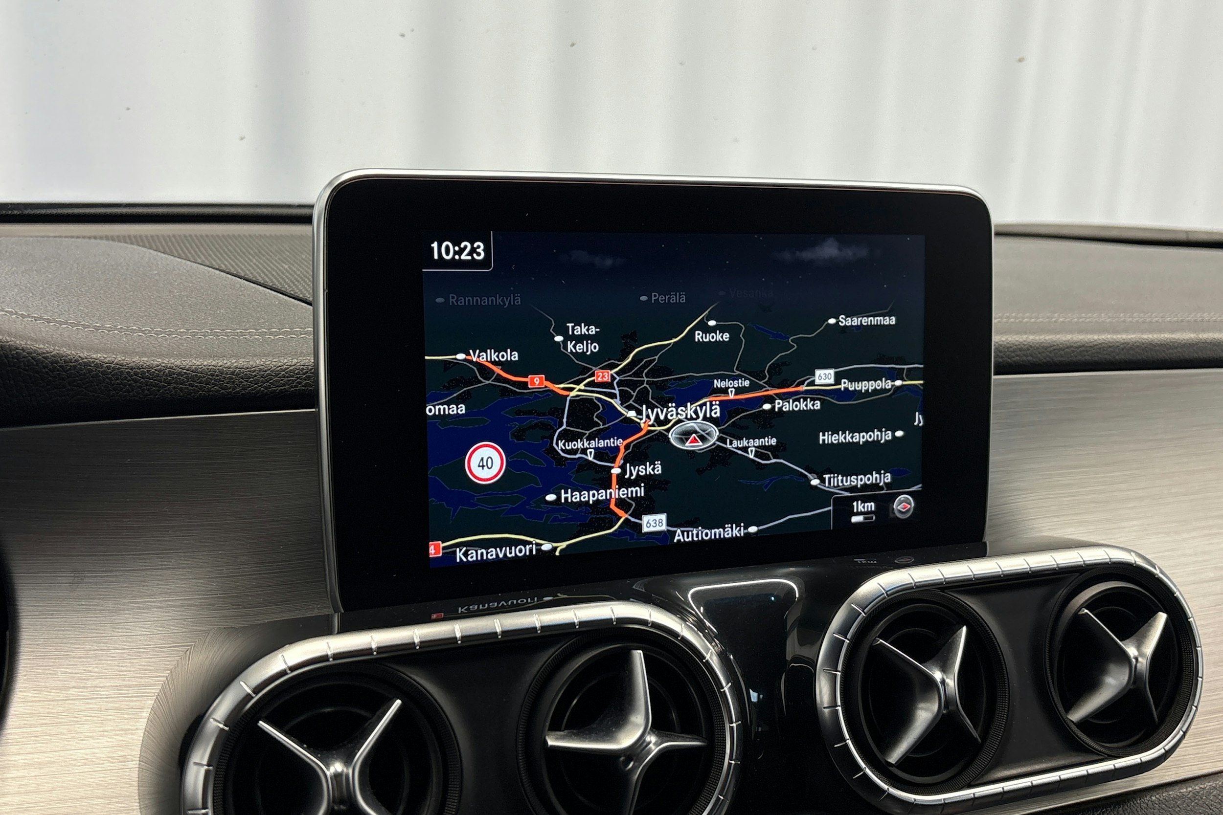 musta Mercedes-Benz X 2017 kuva 15.