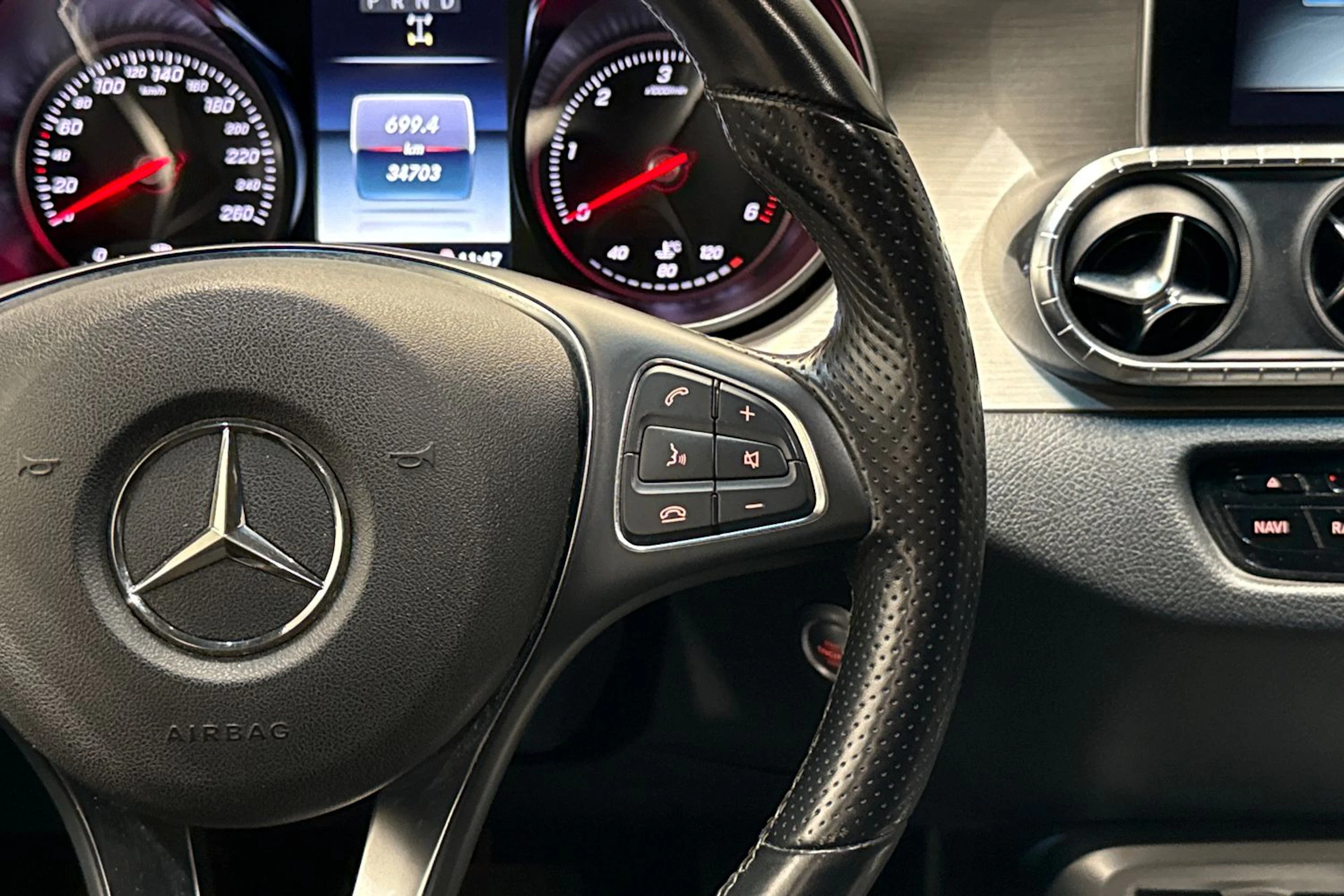 harmaa Mercedes-Benz X 2018 kuva 16.