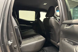 harmaa Mercedes-Benz X 2018 kuva 19.