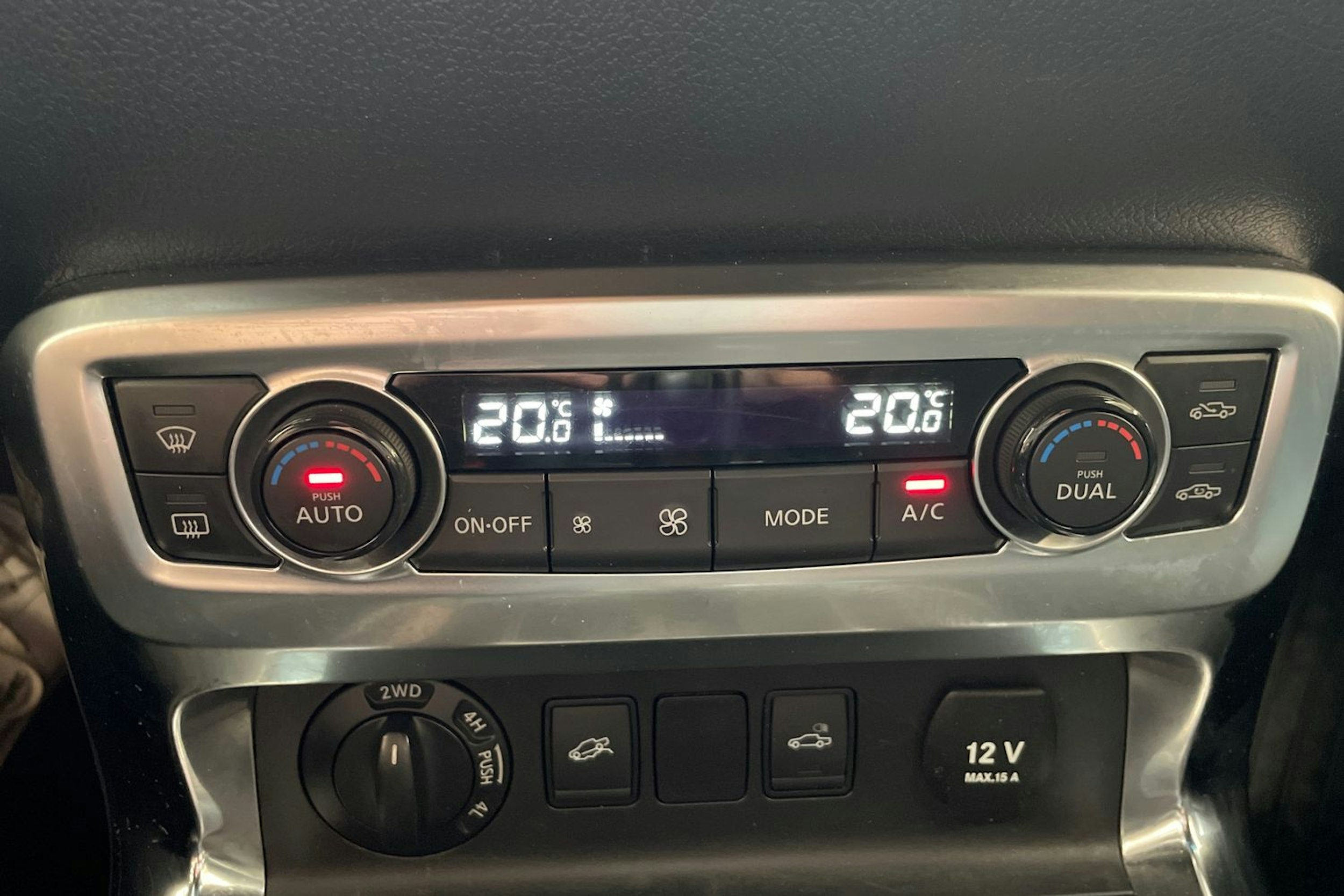harmaa Mercedes-Benz X 2018 kuva 26.