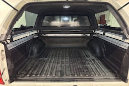 valkoinen Mercedes-Benz X 2018 kuva 11.