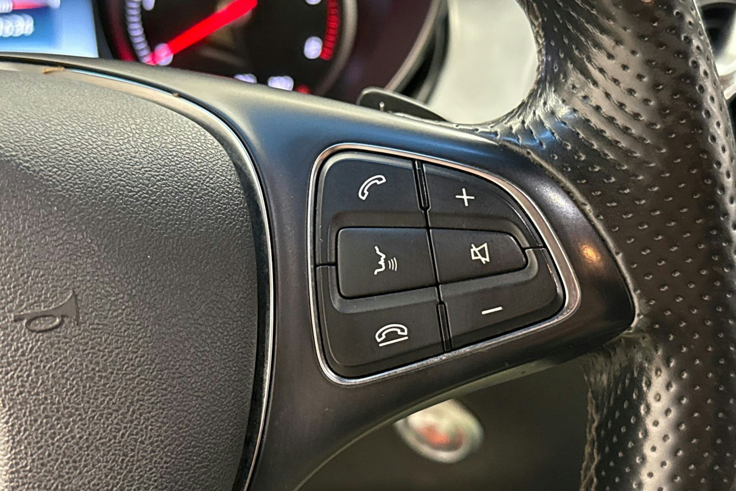 valkoinen Mercedes-Benz X 2018 kuva 14.