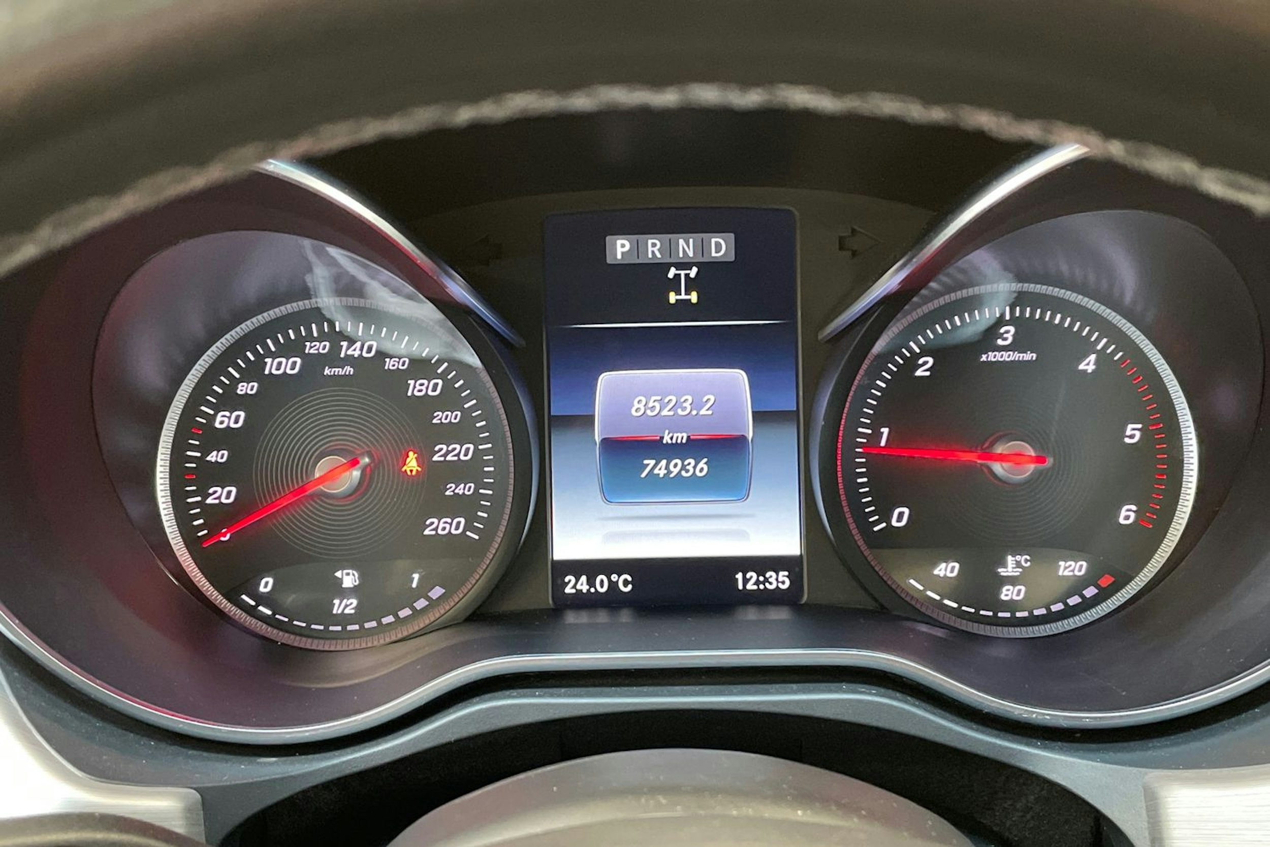 musta Mercedes-Benz X 2018 kuva 14.