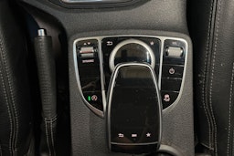valkoinen Mercedes-Benz X 2019 kuva 17.