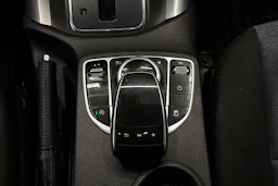 valkoinen Mercedes-Benz X 2020 kuva 24.