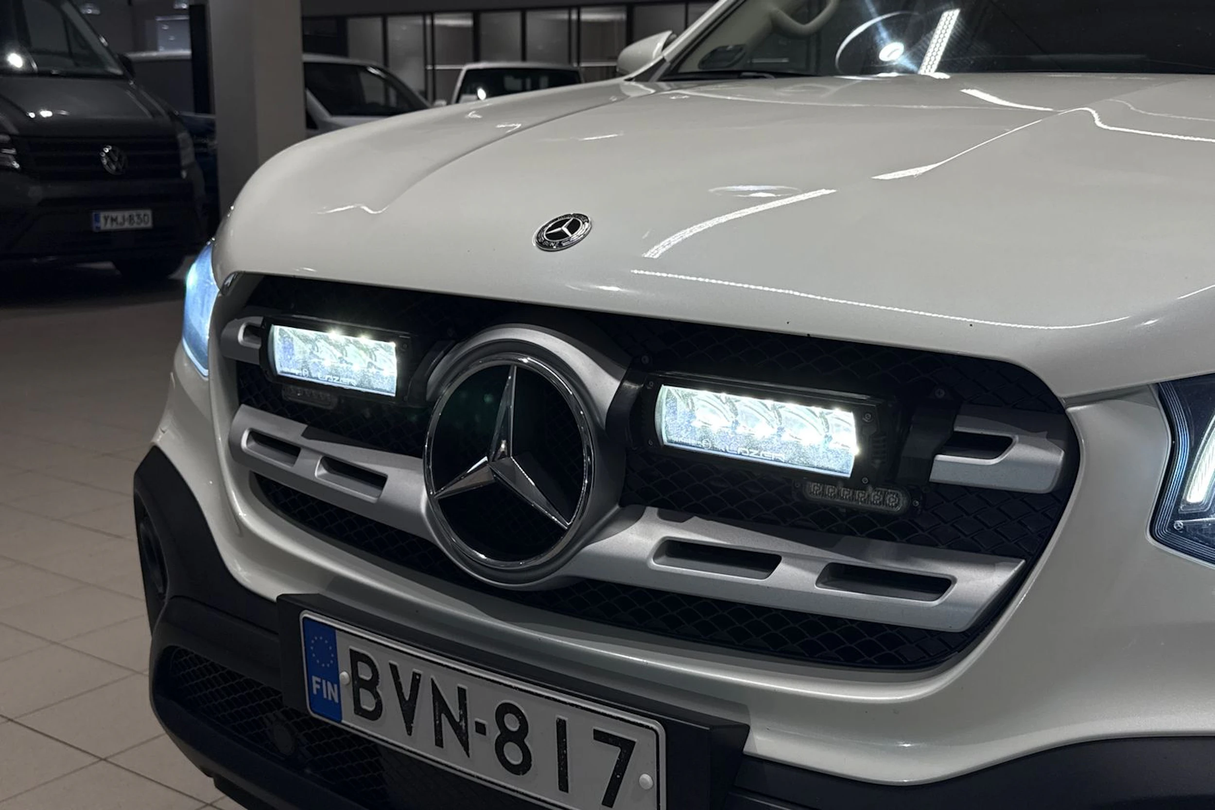 valkoinen Mercedes-Benz X 2020 kuva 27.