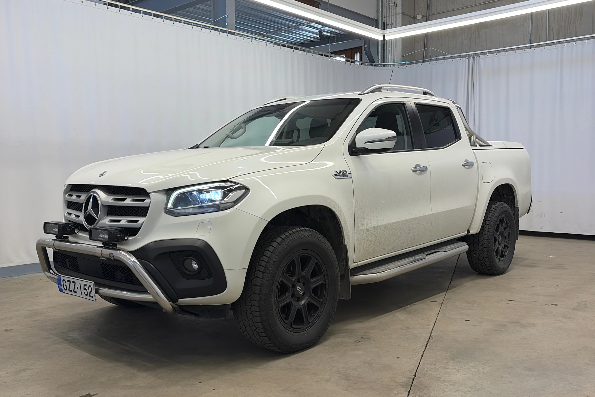 valkoinen Mercedes-Benz X 2021 kuva 5.