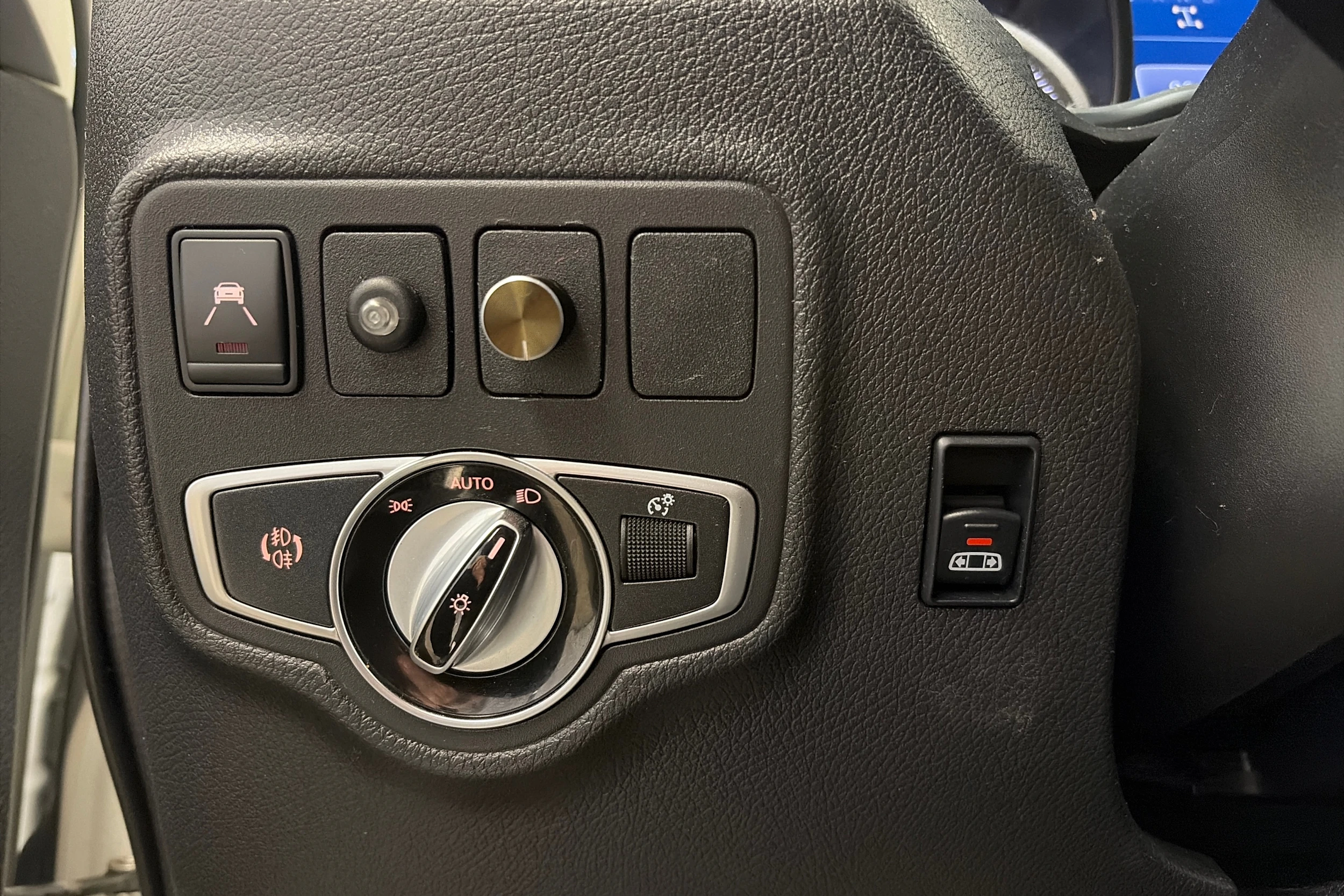 valkoinen Mercedes-Benz X 2021 kuva 15.