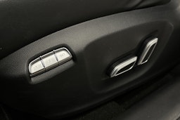 sininen MG Marvel R 2022 kuva 17.