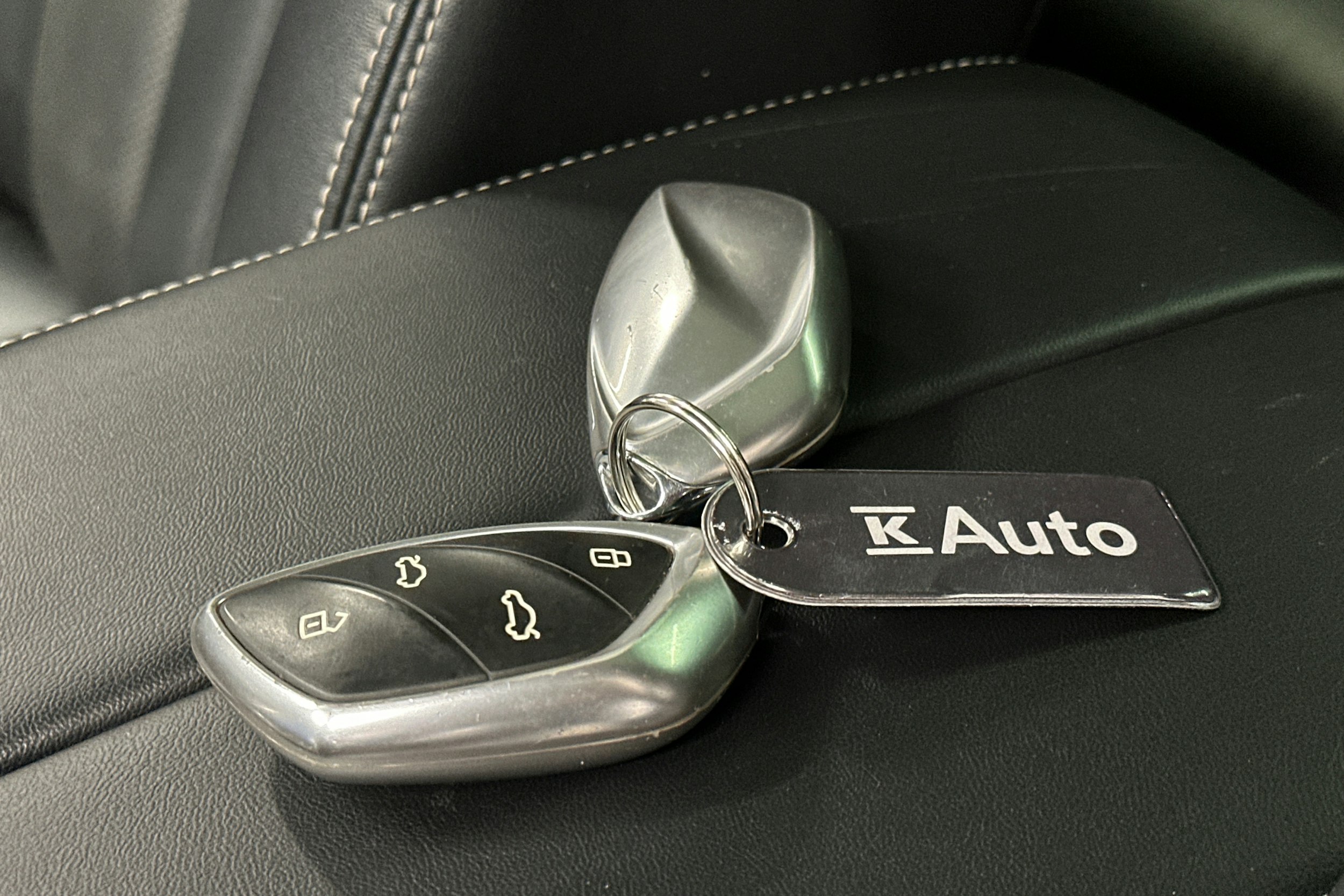 sininen MG Marvel R 2022 kuva 31.