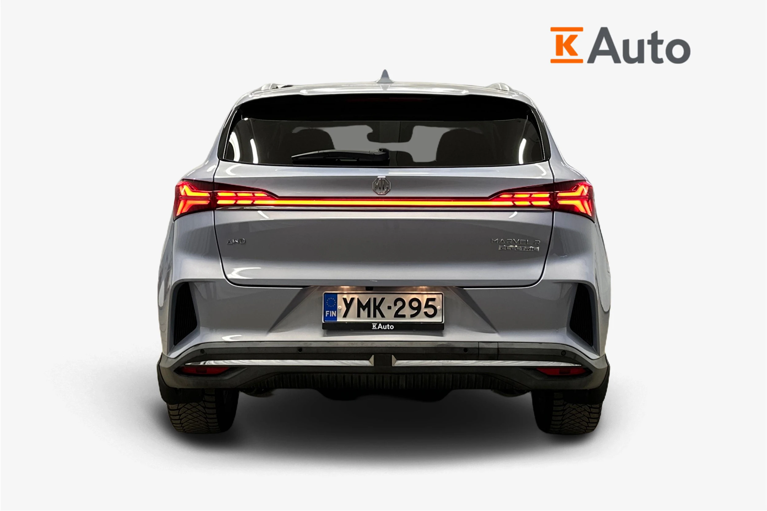 sininen MG Marvel R 2022 kuva 3.