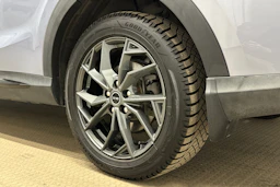 sininen MG Marvel R 2022 kuva 10.