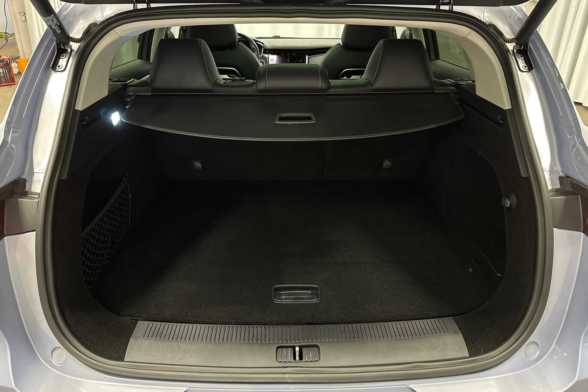 sininen MG Marvel R 2022 kuva 11.