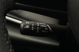 sininen MG Marvel R 2022 kuva 18.