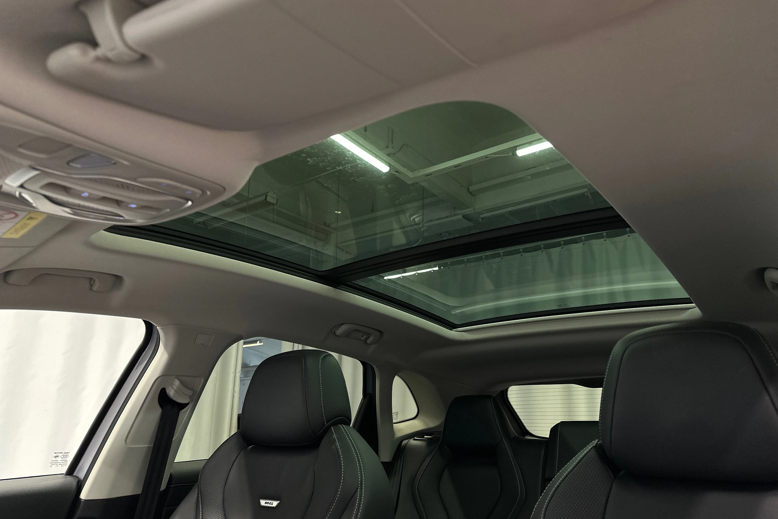 sininen MG Marvel R 2022 kuva 28.