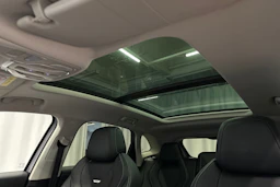 sininen MG Marvel R 2022 kuva 28.