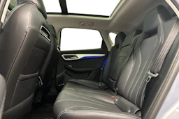 sininen MG Marvel R 2022 kuva 8.