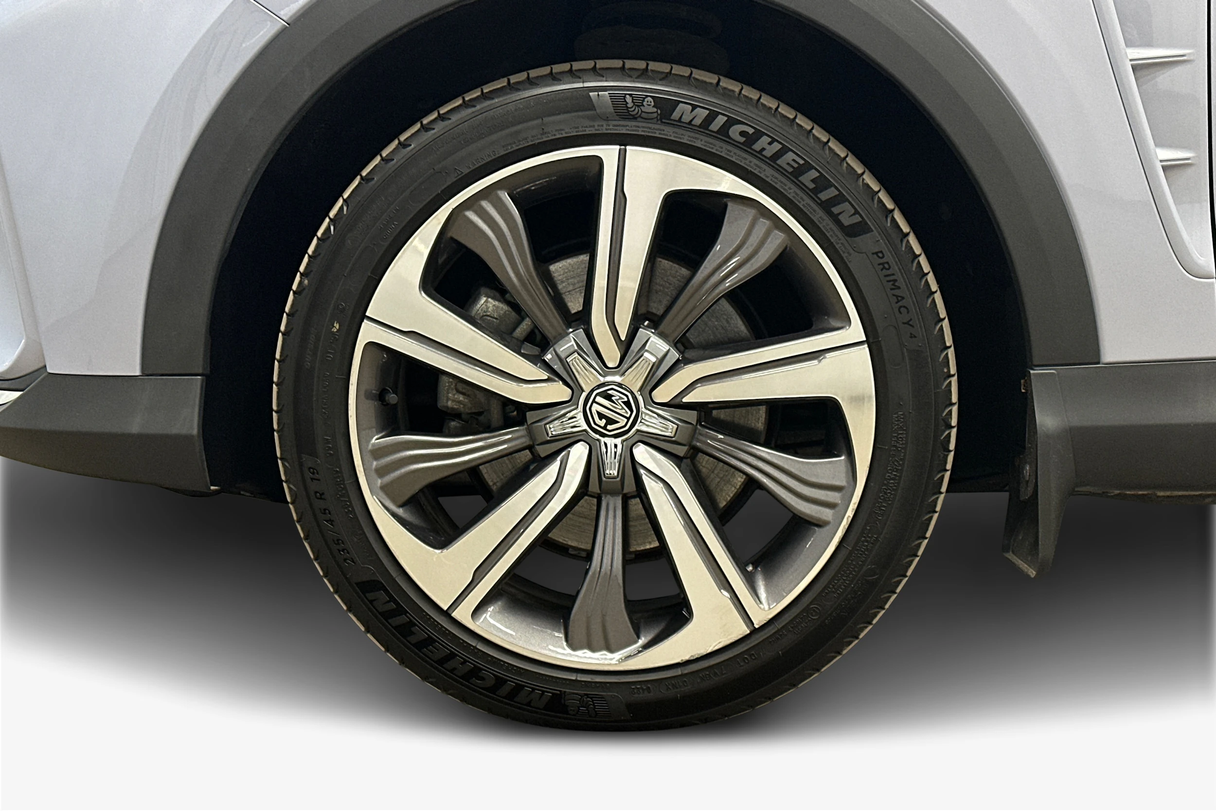 sininen MG Marvel R 2022 kuva 9.