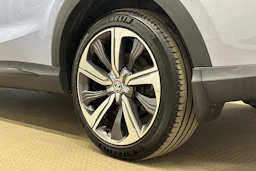 sininen MG Marvel R 2022 kuva 10.