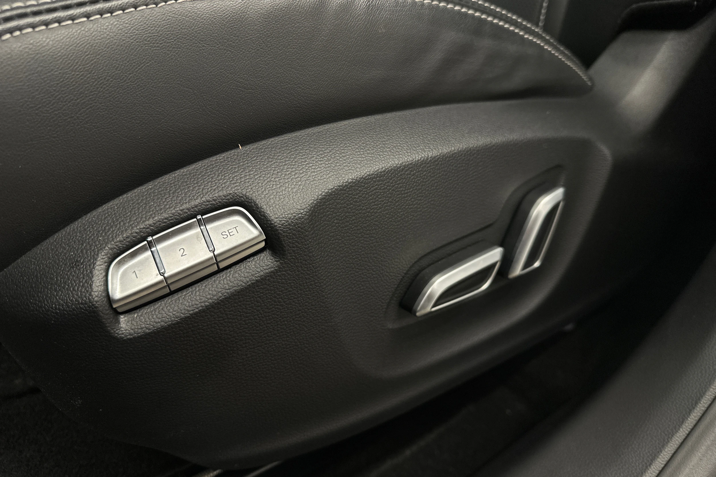 sininen MG Marvel R 2022 kuva 14.