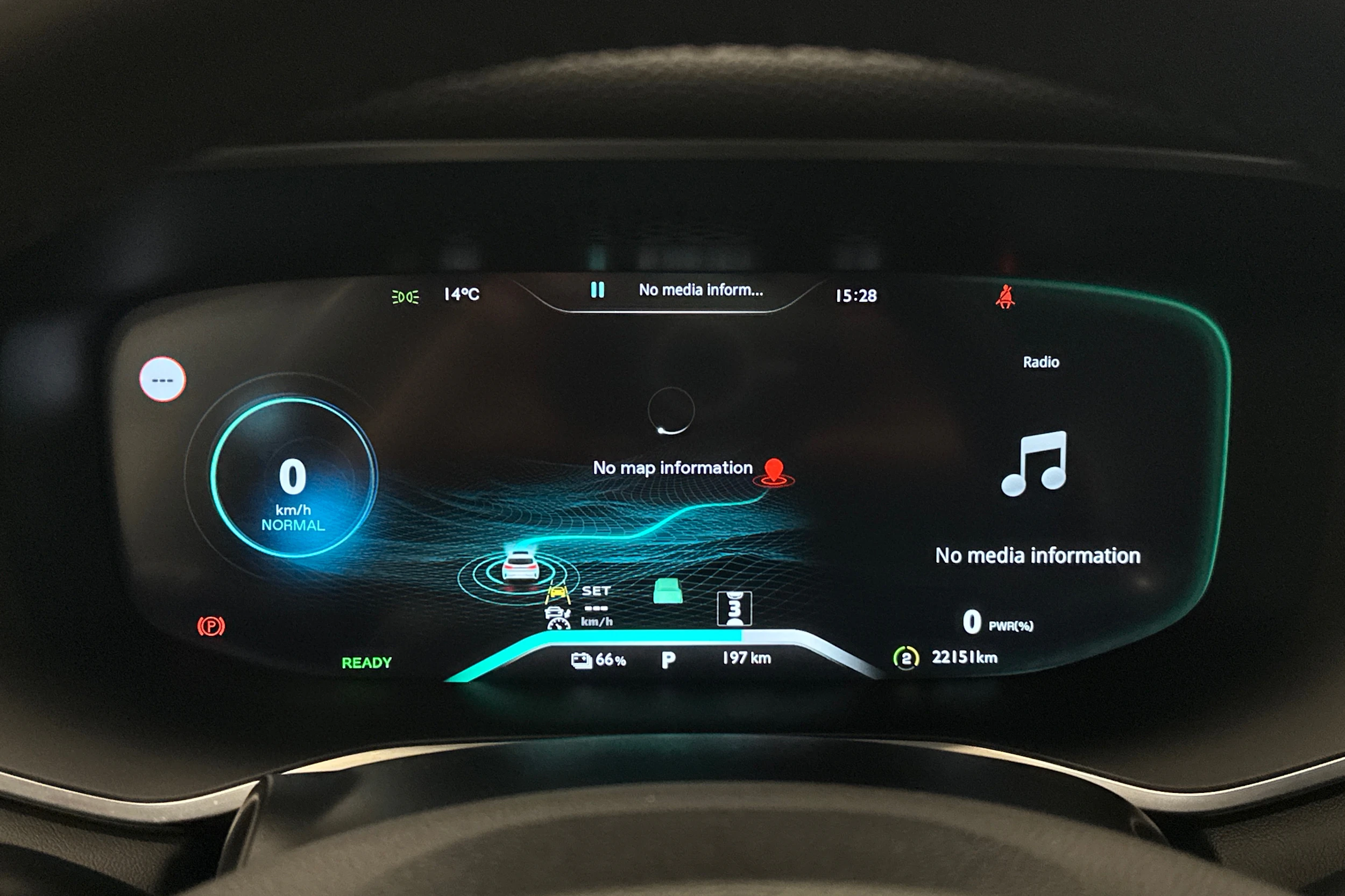 sininen MG Marvel R 2022 kuva 19.