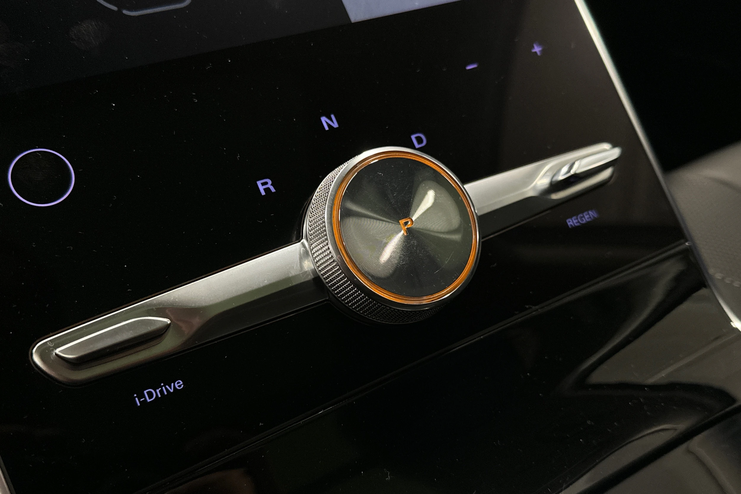 sininen MG Marvel R 2022 kuva 26.