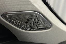 sininen MG Marvel R 2022 kuva 27.