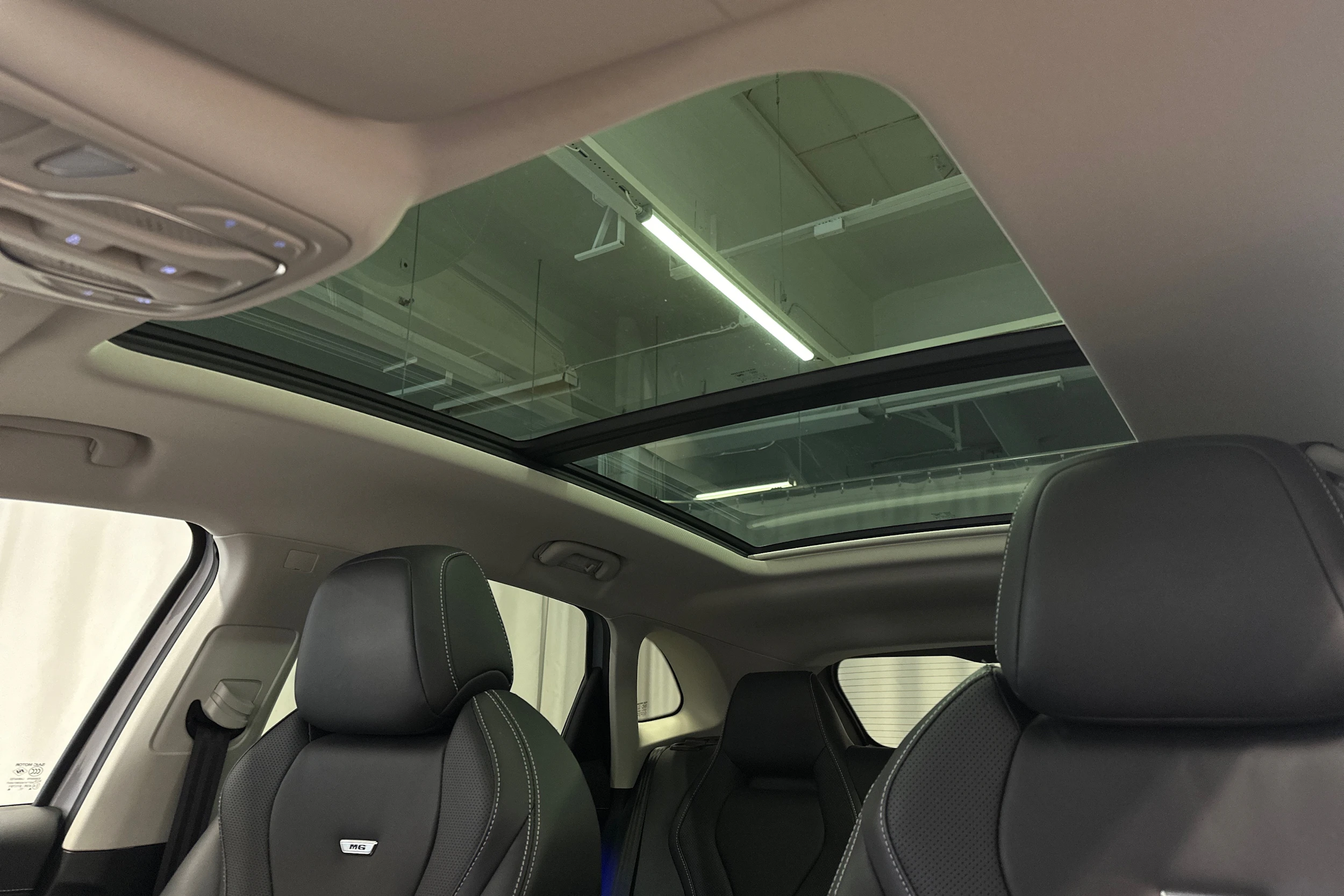 sininen MG Marvel R 2022 kuva 28.