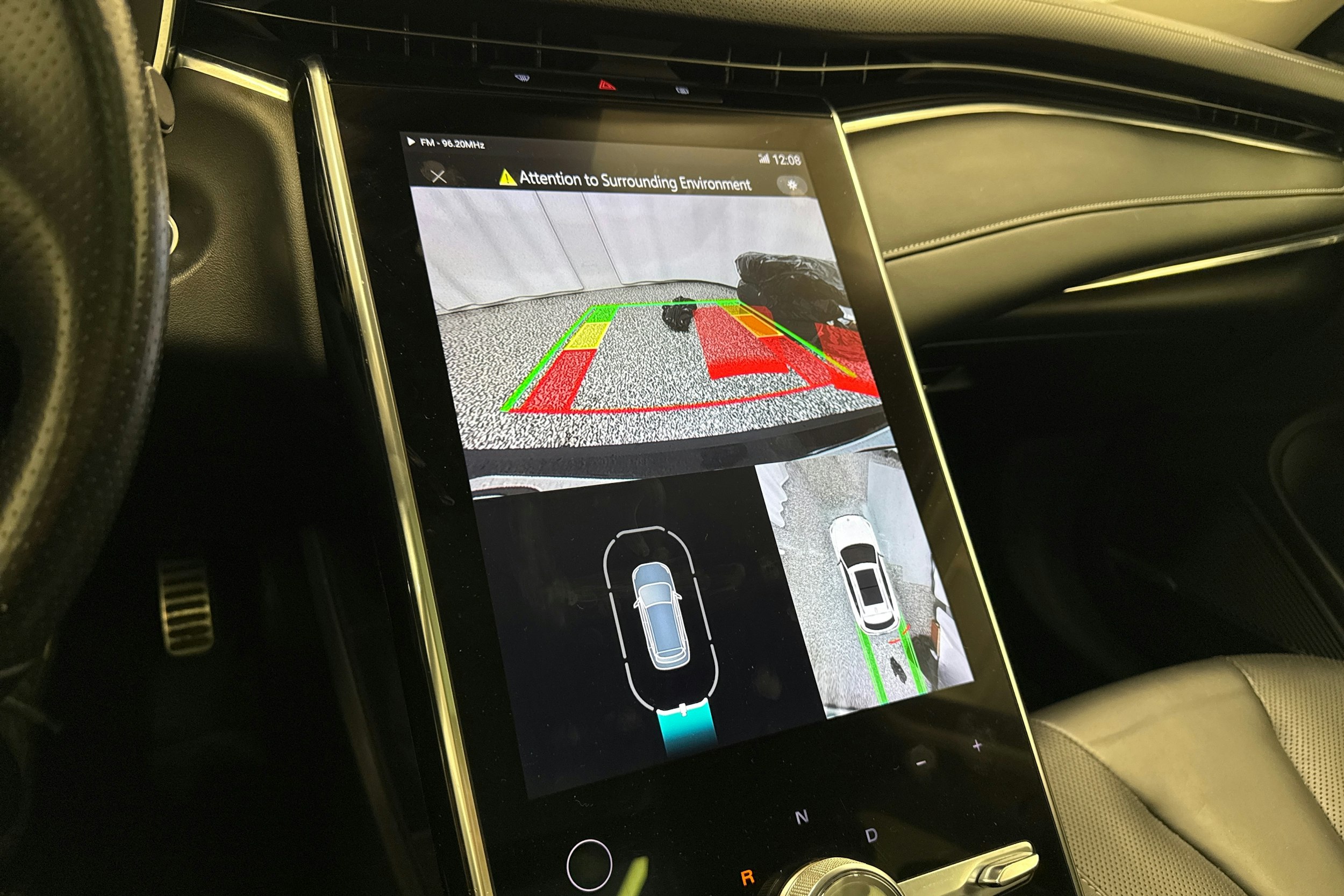 harmaa MG Marvel R 2023 kuva 19.