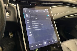 harmaa MG Marvel R 2023 kuva 21.