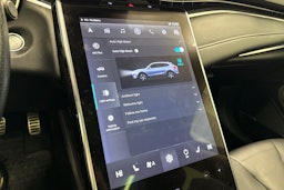 harmaa MG Marvel R 2023 kuva 22.